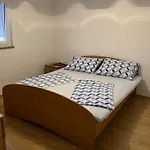 Bella 1 Apartment Povljana