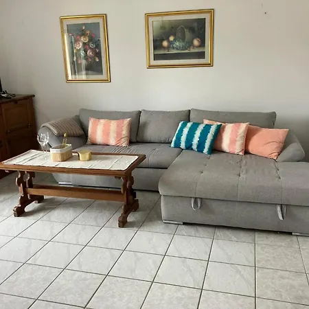 Bella 1 * פובליאנה