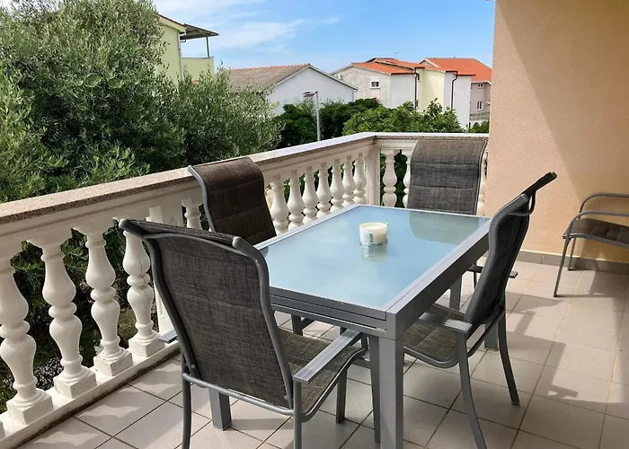 Bella 1 * פובליאנה