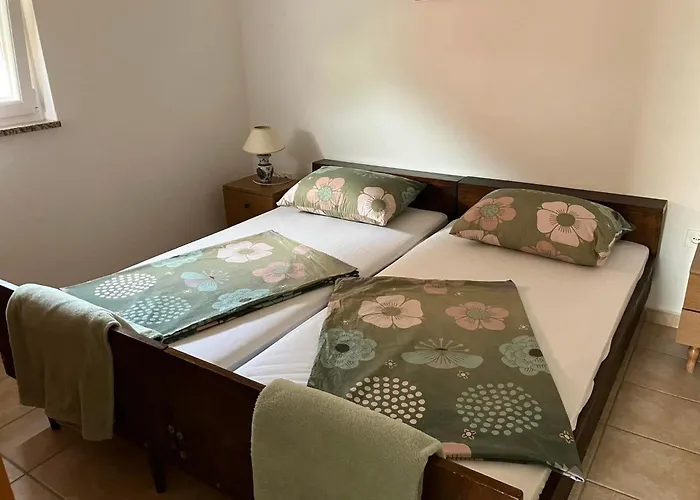 Апартаменты Bella 1 *