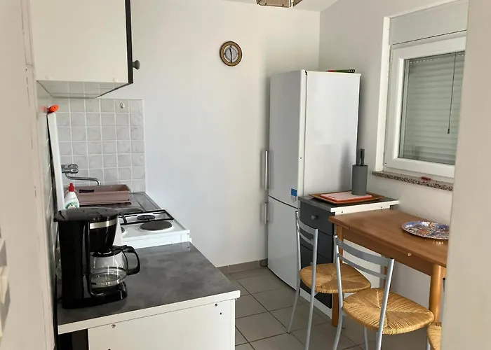 Апартаменты Bella 1 *