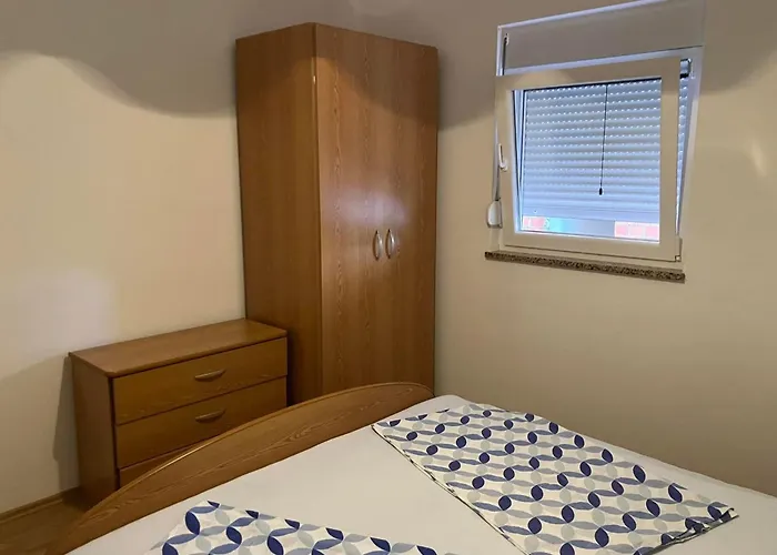 Apartman Bella 1 Povljana